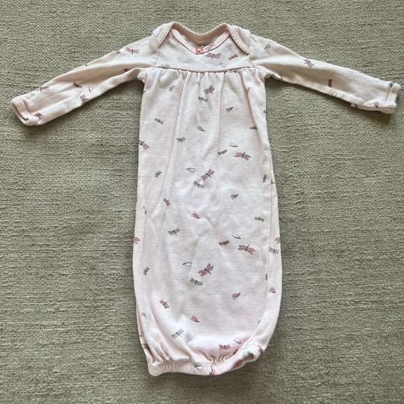 Carters gown - Picture 1 of 1